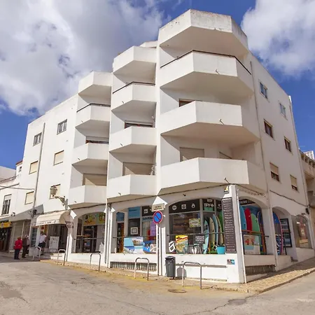 B14 - Heart Of Old Town Apartment Lagos